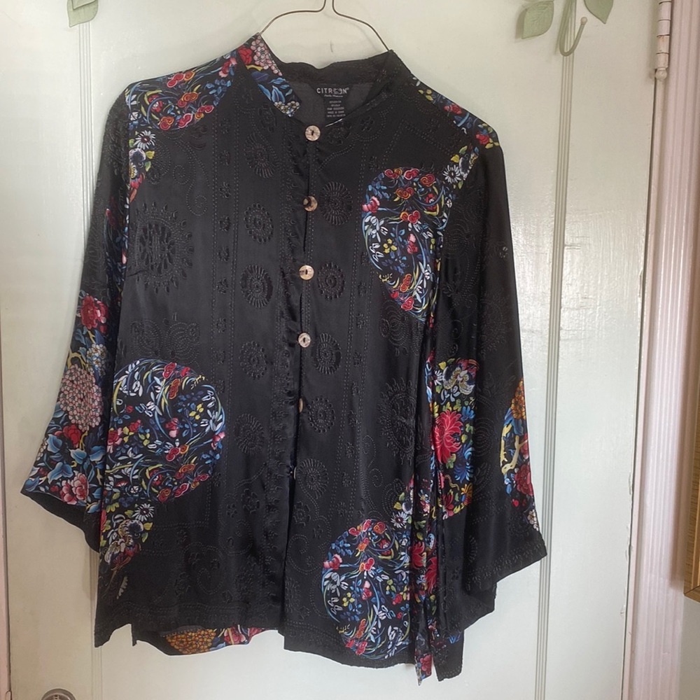 Citron Santa Monica  Blouse Flower Pattern Long Sleeve.